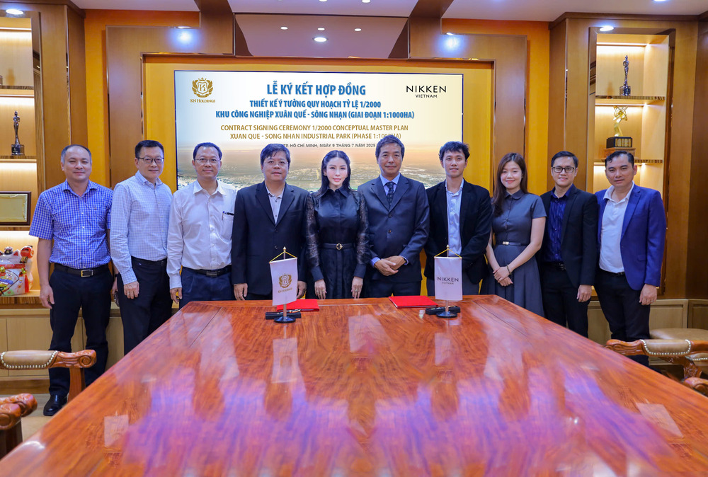 Lễ ký kết hợp đồng tư vấn quy hoạch KCN Xuân Quế - Sông Nhạn giai đoạn 1 2 image 9