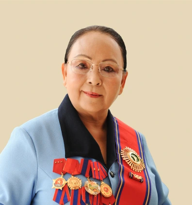 Về chúng tôi 3 Trần Cẩm Nhung
