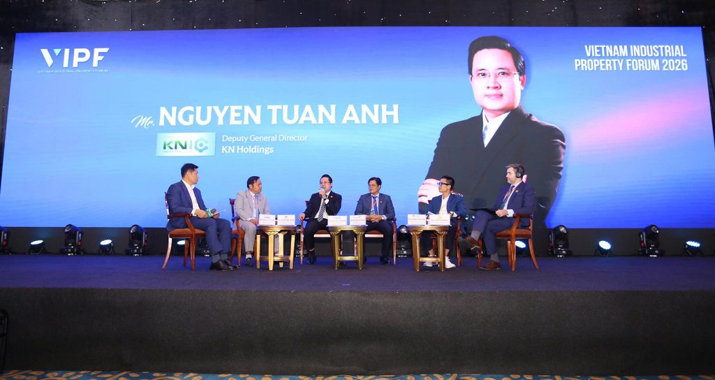 Anh Tuan ANh tham gia dien dan 2